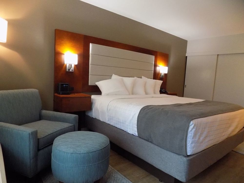 Spark By Hilton הילטון הד איילנד חדר תמונה