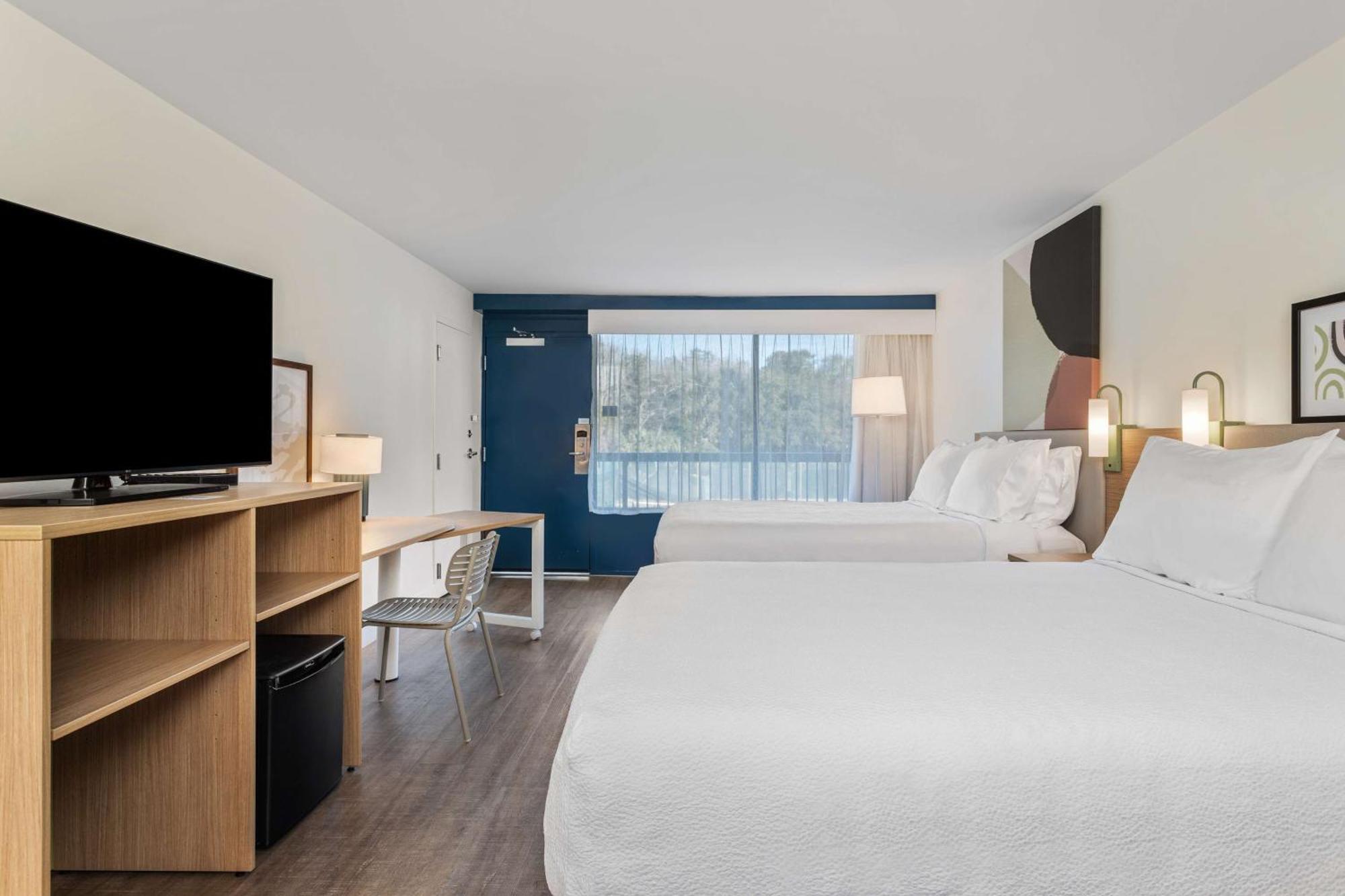 Spark By Hilton הילטון הד איילנד מראה חיצוני תמונה