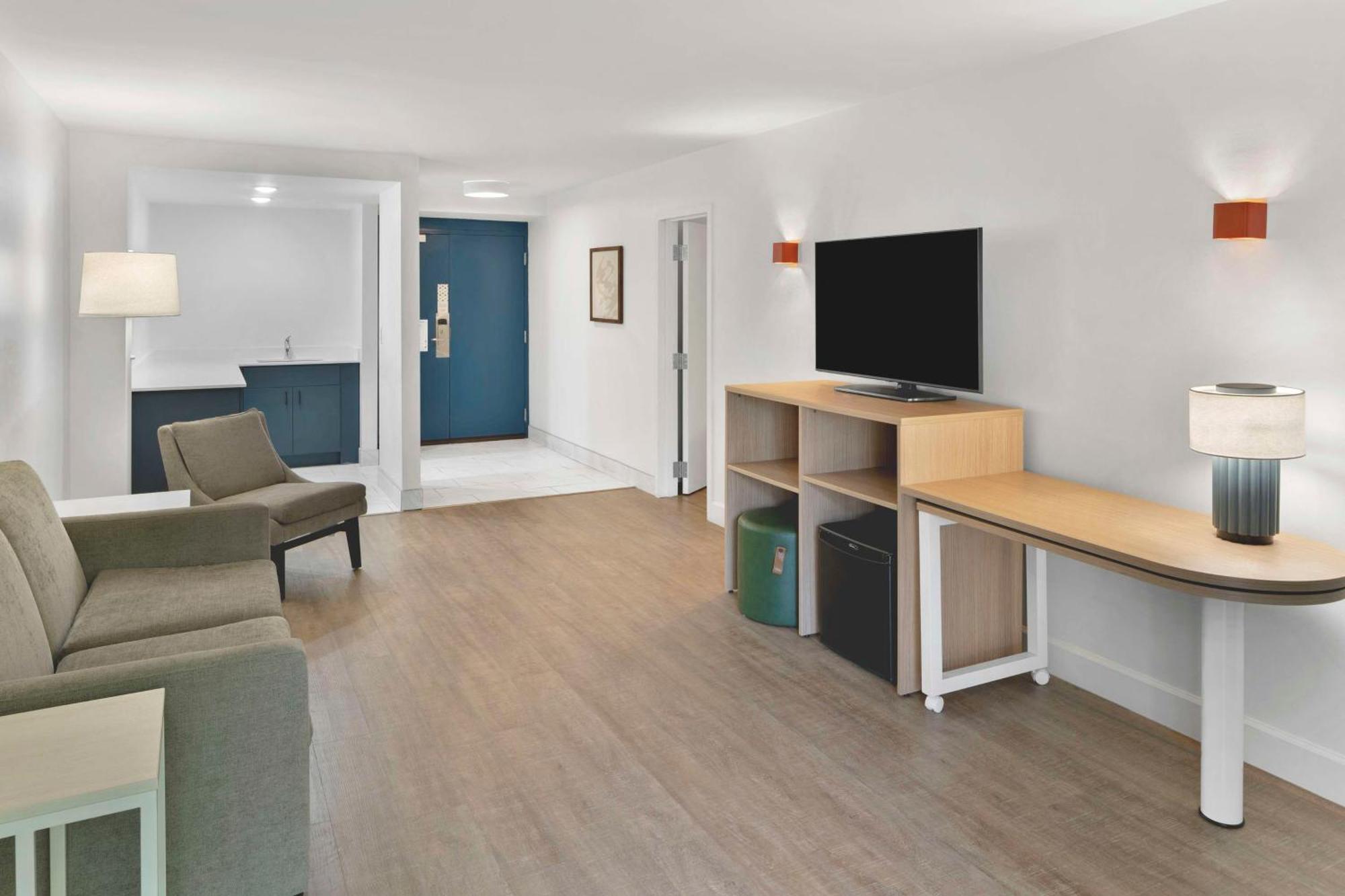 Spark By Hilton הילטון הד איילנד מראה חיצוני תמונה